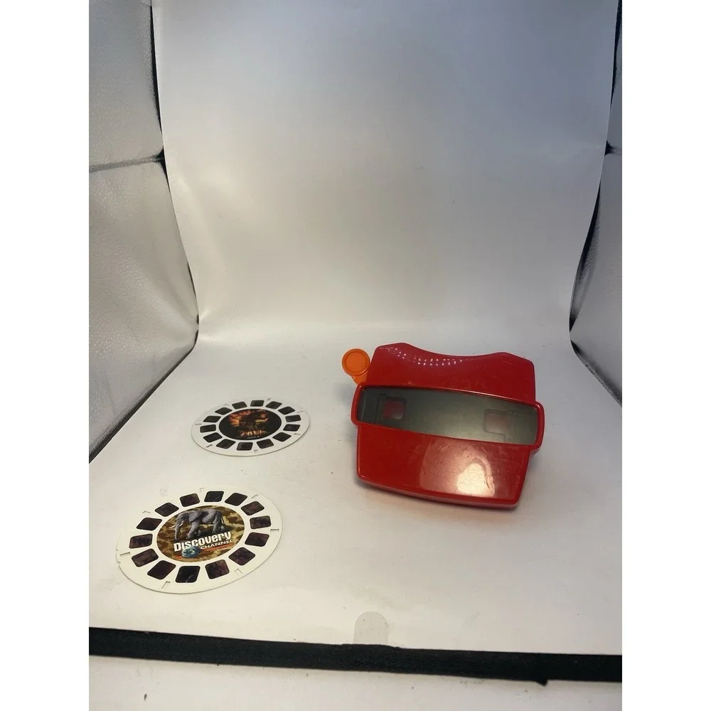 View-Master 3D Viewer Red Classic Retro  Toy 2020 With Trex , Discovery Slides